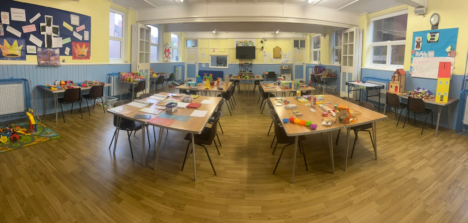 Children and families at Autism Kids Club